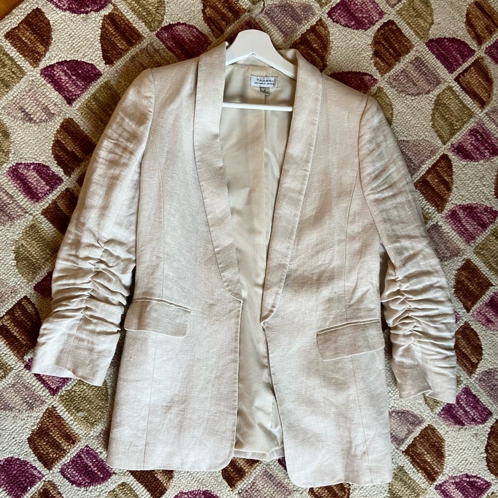Tahari linen and cotton jacket